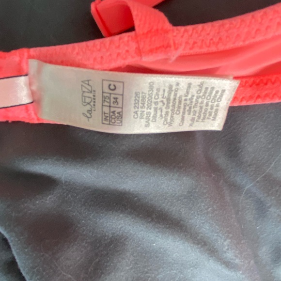LaSenza 34C bra - Picture 3 of 3